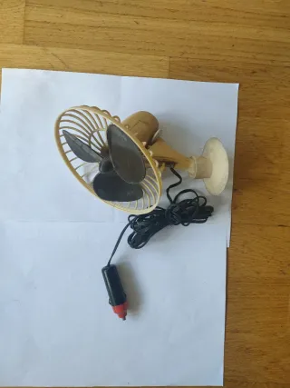 Ventilador portátil para coche.