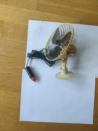 Ventilador portátil para coche.