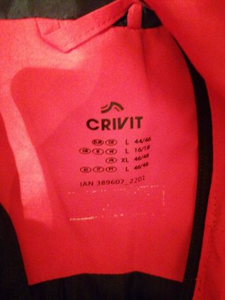 Traje nieve y guantes