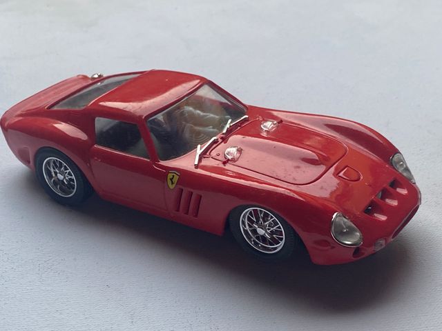 ESCALEXTRICO. Ferrari 250 GT