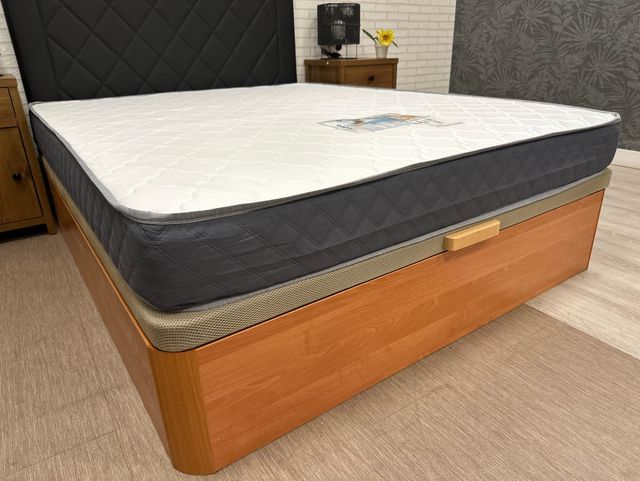 Canape Nuevo + Colchon 23cm 135x190