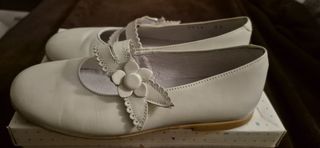 Zapato de vestir niña N32 piel