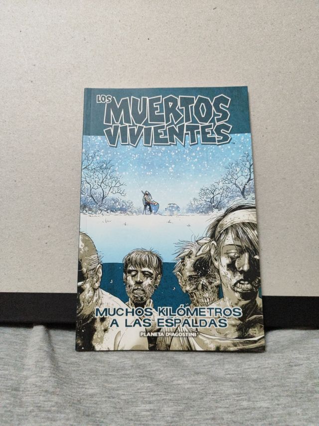 Los muertos vivientes nº 02/32: Muchos kilómetros a las espaldas