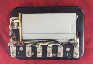 Antigua caja de relés Standard Eléctrica CTNE