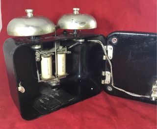 Antiguo timbre telefónico CTNE Standard Eléctrica