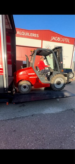 Alquiler carretilla elevadora 3000 kilos Diesel .