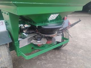 Carro abonadora Aguirre