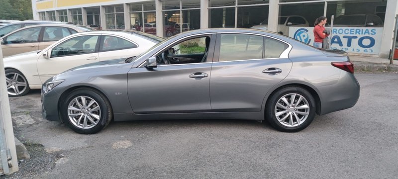 Infiniti Q50 2018 - foto 1