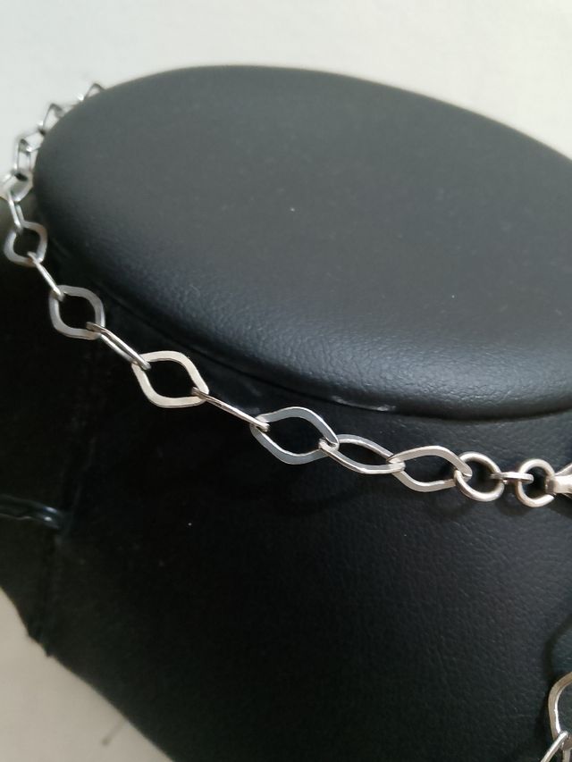 Collana con ciuffo pendente in argento !