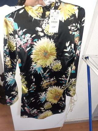 Vestido mini zara