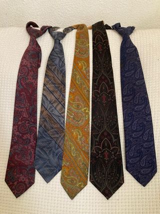 Corbatas de los 60s a los 90s