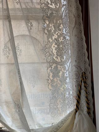 Tenda ricamata in cotone