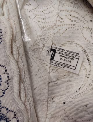 Tenda ricamata in cotone