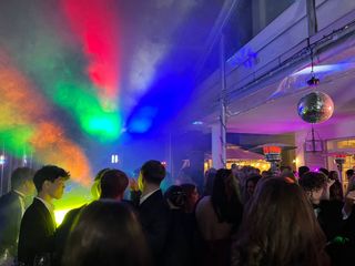 Discomóviles DJ Sonido e iluminación profesional