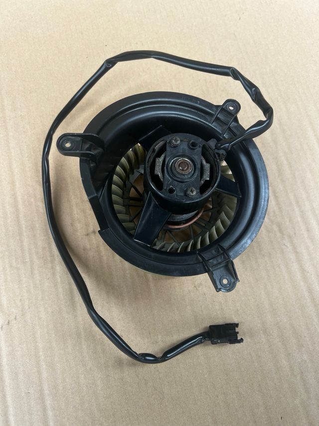 Motor calefaccion Mercedes 190 W201