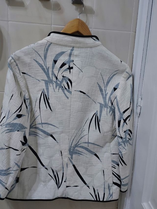 Chaqueta manga francesa