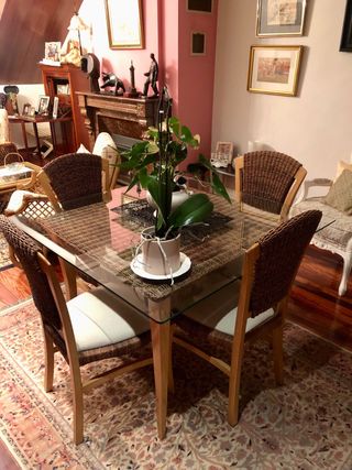 Mesa comedor con 4 sillas nuevo