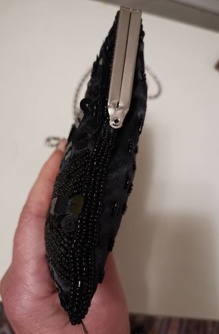 Borsetta in maxi paillettes nere