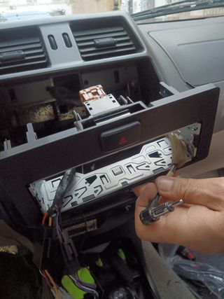 Marco adaptador nissan terrano 2