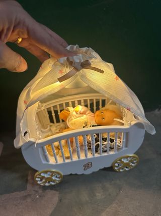 Cuna con luz y armario Barriguitas 