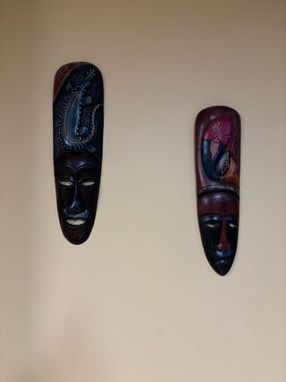 Caretas Pared