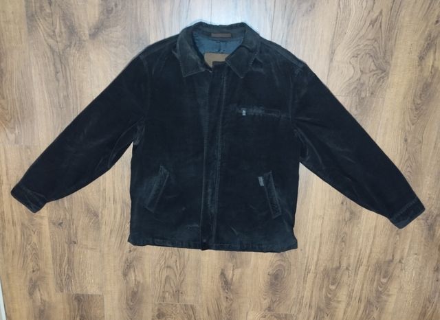 Chaqueta negra de Caramelo