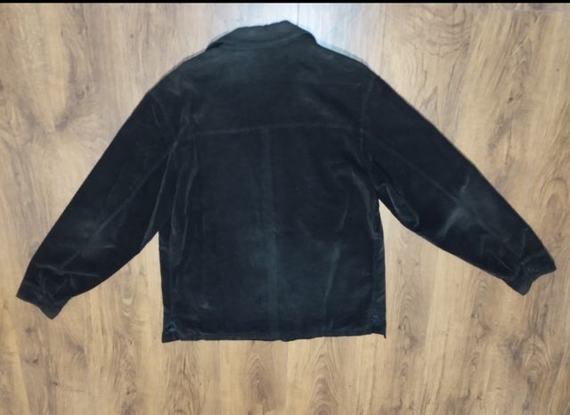 Chaqueta negra de Caramelo