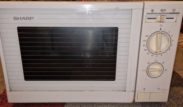 horno microondas sharp R-5G10