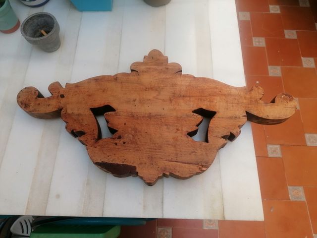 Copete antiguo madera