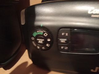 VIDEOCÁMARA JVC GR-AX68