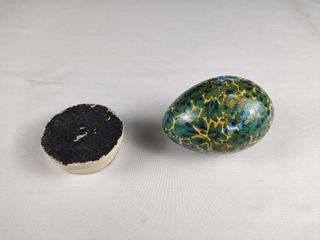 Ovo Vintage Papel Maché Made in India