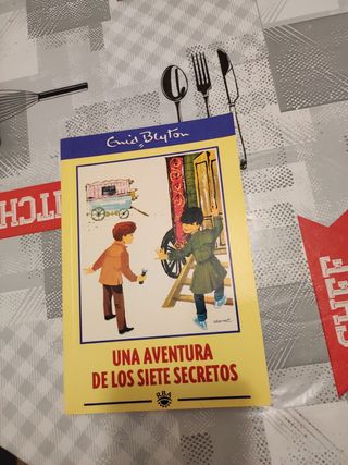 5 libros de" El club de los 7 secretos "