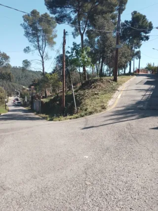 Terreno edificable a dos calles