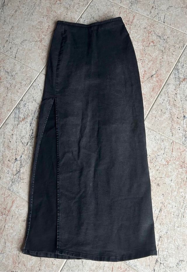 Lote de pantalon y faldas bershka talla xs