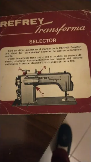 Máquina de coser REFREY