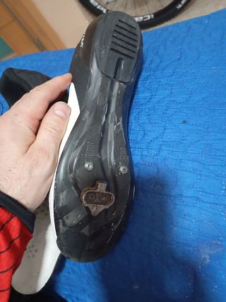 Zapatillas Specialized de una boa, talla 42'5