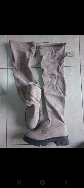 Stivali alti sopra al ginocchio boots
