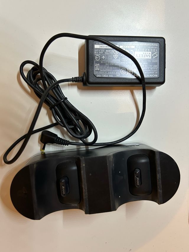 Cargador Sony PS4 doble