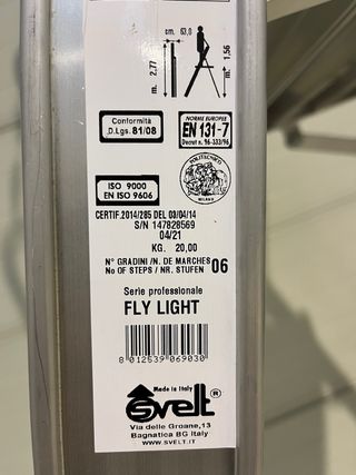 ESCALERA DE ALUMINIO SVELT