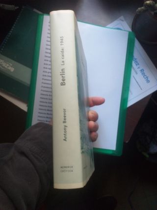 Berlín. La caída, 1945 (Spanish Edition)