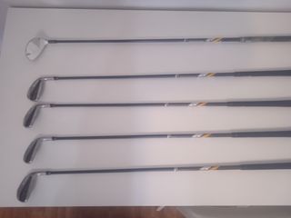 Set 9 palos golf taylormade 
