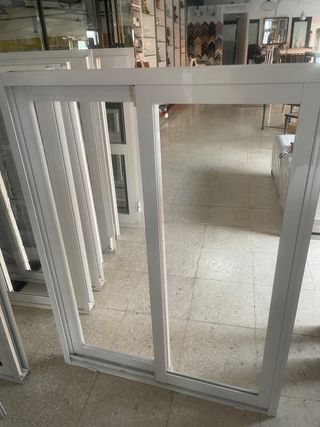 Ventana corredera aluminio blanco