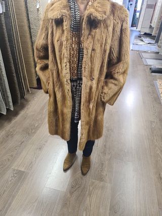 Abrigo piel beige