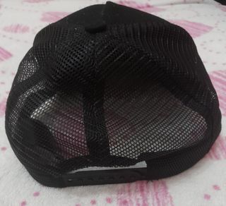 Gorra negra