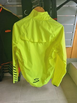 Impermeable Spiuk Top Ten