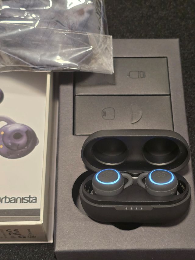 Urbanista True Wireless Atene 32 ore. Cuffie
