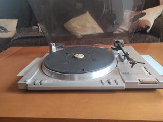 Tocadiscos Akai AP Q41