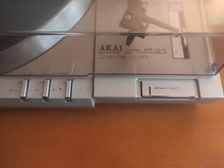 Tocadiscos Akai AP Q41