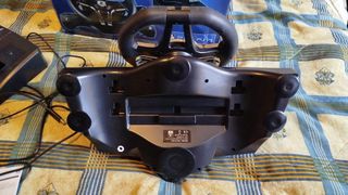 Volante + pedaliera Hurricane Wheel per PS3 e PS4