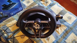 Volante + pedaliera Hurricane Wheel per PS3 e PS4